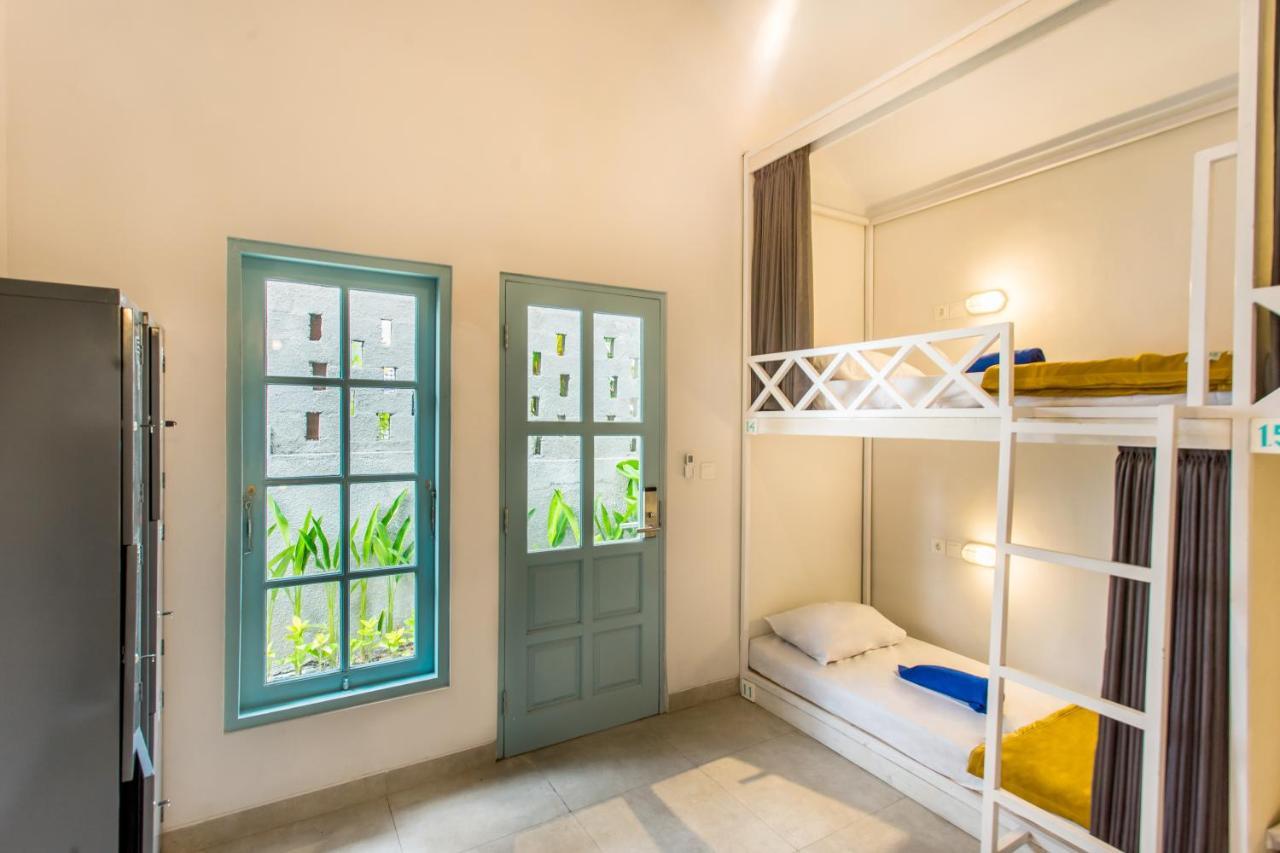 Angels Boutique Hostel Canggu  Exterior photo